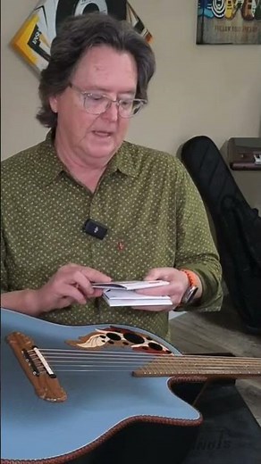 How to Change Guitar Strings Like a PRO!