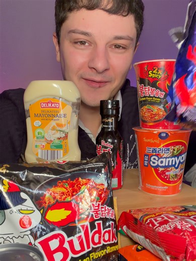 Köstliche buldak Streetfood Geheimtipps