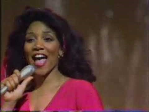 SISTER SLEDGE "REACH YOUR PEAK" ON THE BIG SHOW