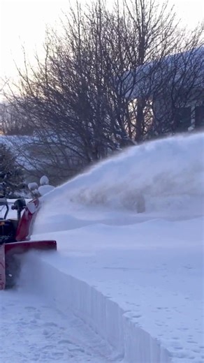Get ready for winter with simple weekly maintenance tips to keep your snow blower running smoothly all season. Just a few minutes of care can prevent breakdowns, extend equipment life, and make sure you’re prepared when the snow arrives. – Inspect belts, clear ice buildup, check shear pins, and test your starter and controls. – Fresh fuel and a clean chute ensure your snow blower is ready to tackle even the heaviest storms. #Weingartz #MaintenanceMonday #OutdoorPowerEquipment #SnowBlowers #Weing
