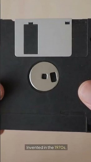 The Surprising History of the 8-Inch Floppy Disk! 💾📏 #TechHistory #FloppyDisk