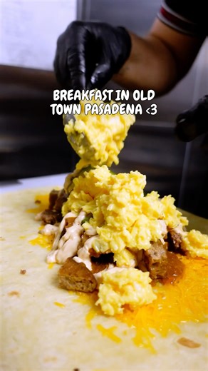 OLD TOWN PASADENA BREAKFAST 😋