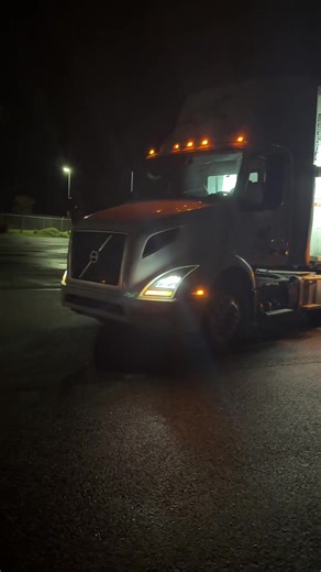 Exploring California's Trucking Lifestyle