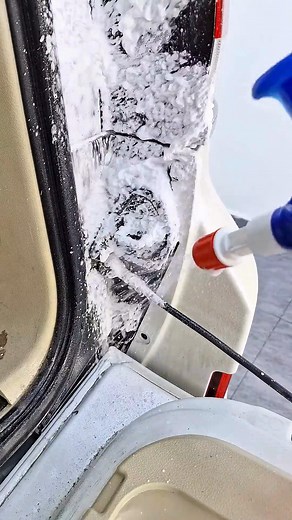 Auto Gallery Workspaces is more than a place to work — it’s a place to belong. Our community is made up of skilled auto detailers and mechanics who collaborate, share ideas, and grow their businesses together. 📞 Schedule your appointment today at (312) 376-2686 📍 Located in the heart of Skokie: 5050 Dempster St. Ste. 103 #AutoGallerySpaRepair #AutoGallerySkokie #ChicagolandDetailing #SkokieAutoCare #CarDetailingExperts #RestoreYourRide #PaintProtectionFilm #PPFSkokie #ProtectYourRide #RebuildA