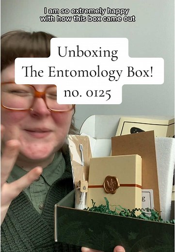 Unbox The Entomology Box with me! SPOILERS AHEAD!!! #unboxing #unboxwithme #buglovers #insects #entomologyproject #lepidoptera #pinningkit