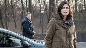 Absentia: Season 1 Episode 1 Comeback