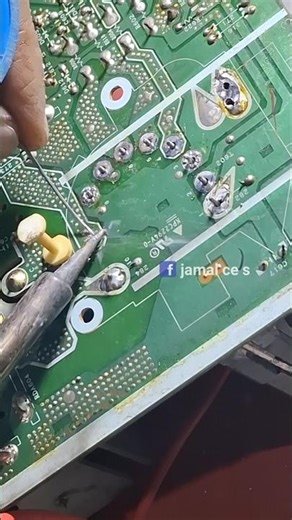 Soldering the Flyback pins to the PCB #soldering #soldadura #fbt #flyback #transformer