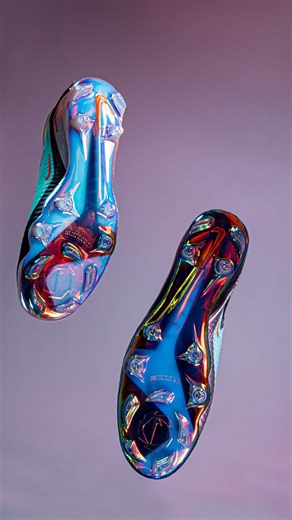 3K views · 3 comments | Nike presenta los nuevos Fantom 6 ‍  “Tan precisos que asustan” estos botines son para los verdaderos cracks. 彩 El arte de dominar el juego. | El Templo del Fútbol | Facebook