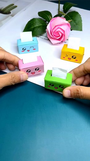 36K views · 356 reactions | Use three pieces of paper to make a mini paper box. It’s so cute. Come and try it out #handmade #diy #parentchild #handwork #handbrain #origami #kindergarten #handmade paper craft ideas | paper craft ideas | Facebook