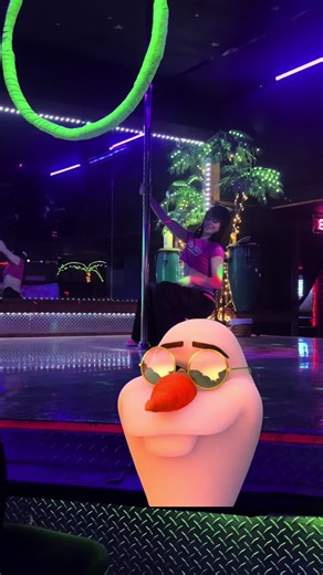 Coco bongos #fyp #foryoupage #cocobongos #oklahoma #fakebodyy⚠️ #frozen #olaf