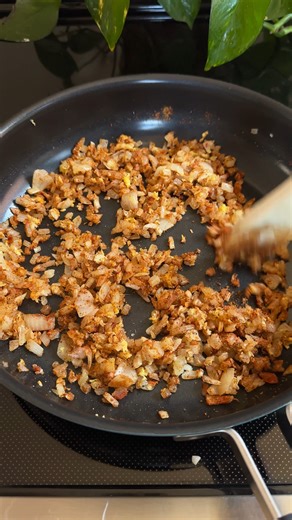 30-Minute Indian Butter Chickpeas COMMENT "RECIPE" 👇 https://www.liveeatlearn.com/butter-chickpeas/ | Live Eat Learn
