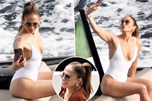 Jennifer Lopez can’t stop taking swimsuit selfies on Italy getaway without Ben Affleck