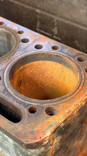 QUICK RESTORE 🛠️ This one was completely gone… or was it? 👀 If you love engines, comment 🔧 Would you restore this… or replace it? 👇