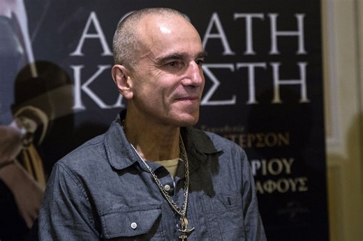 Daniel Day-Lewis’ ‘Phantom Thread’ Co-Star Couldn’t Stand the Special Treatment He Had on Set