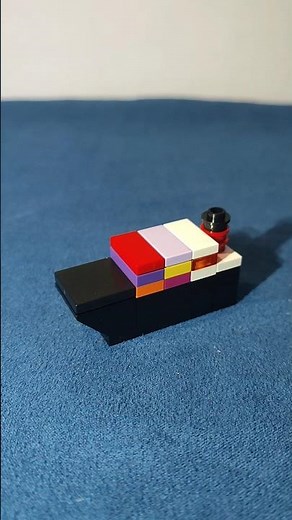 Lego Easy Build ( Lego Mini Cargo Ship 🚢)
