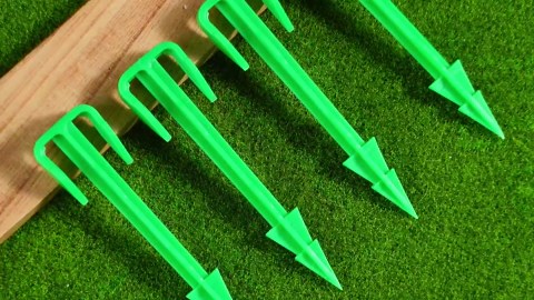 Nuanchu Biodegradable Stakes Sod Garden Stakes Bulk, Landscape Stake for Membrane, Sod Staples Tent Stake, Netting, Turf, Landscaping and Gardening(100 Pcs,4 Inch)