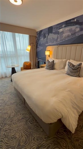 Pre-Cruise Hotel Southampton: the Voco Room Tour
