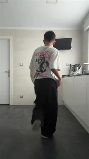 Afrobeats Dance Challenge That Shakes It Up