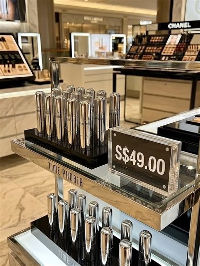 Makeup make wonders! #createtowin #makeuptutorial #timephoria