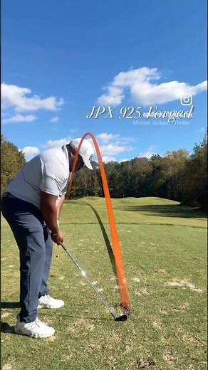 How to hit the golf ball straight!🚀