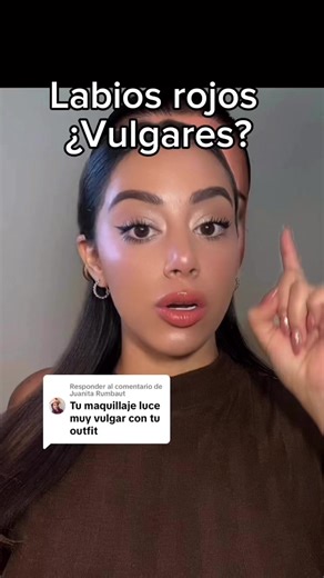 163K views · 5.4K reactions | Labios rojos #estilo #elegancia #maquillaje | Victoria Córdova | Facebook
