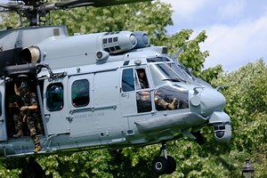 CHC Helicopter Corporation: History, Services, and Growth