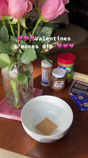 Watch me learn how to cook 👩🏽‍🍳