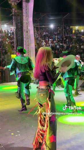 Quebradita 90s con Ritmo y Sabor 🕺🔥💃
