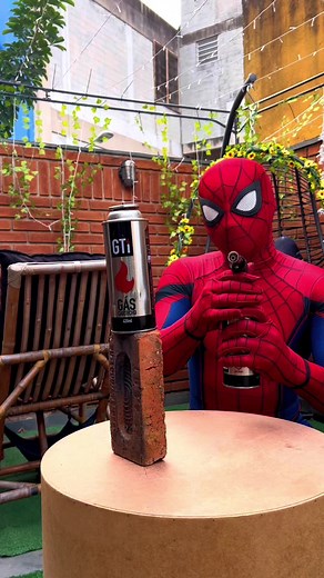 Os vídeos de spider_slack (@spider_slack) com Miss You - Oliver Tree & Robin Schulz