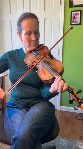 Playing some Sally Goodin and letting you know you can get a private lesson with me right there on the front page of my website 💜🤘🏼🎻 | Megan B. Lynch - FiddleStar Camps and Publishing