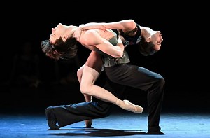 Stuttgarter Ballett tanzt online: Verbeugung vor Beethoven
