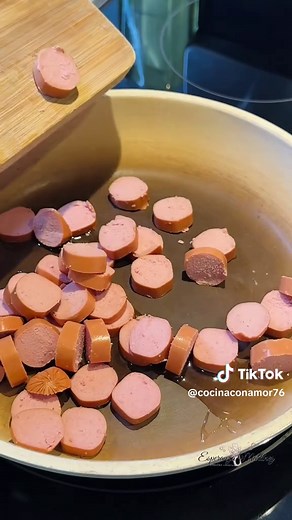 Receta fácil de Salchipapas: Deliciosas y rápidas