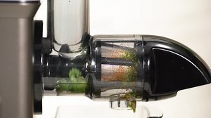 Chef's Choice Digital Horizontal Masticating Juicer, Red