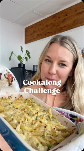 10K views · 62 reactions | Cookalong Challenge day 2 recipe  Slow cooker chicken pesto pasta bake - this makes 2 big portions, 1 for the dinner and 1 for the freezer ❄️ It’s not too late to join the challenge and grab the ebook ☺️ https://vjcooks.com/july-cookalong/ | VJ cooks | Facebook