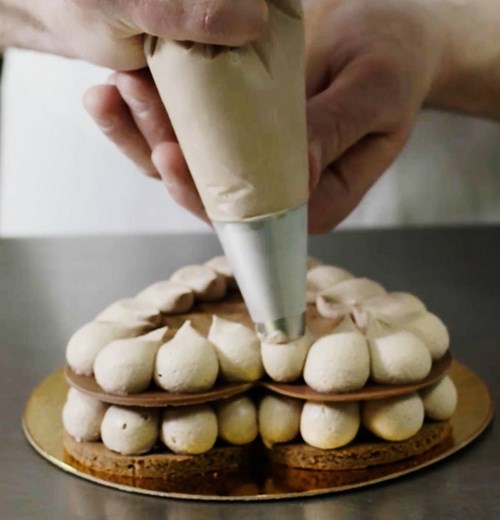 EIGHT layer ❤️ cake >>> true love Where to find it: http://dlsh.it/kvsj0js | Delish