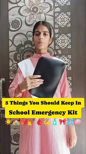 5 Things You Should Keep In School Emergency Kit🩸🧼💸#shorts #ytshorts #school #afterschool #periods