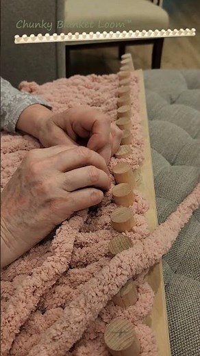 Chunky Blanket Loom