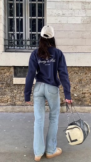 CASUAL DAY 🤍 Cap & sweater available on our website ! #sportyandrich #streetwear