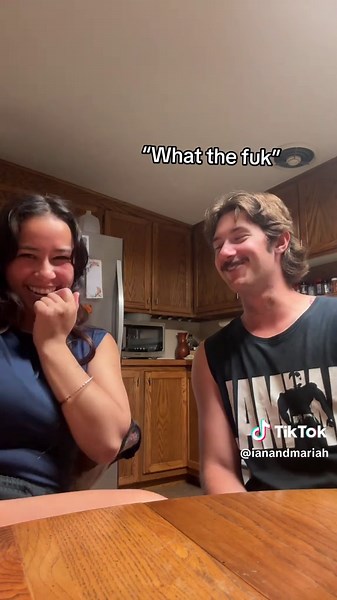 Couples Trends: How to Turn Your Boyfriend On Over Text