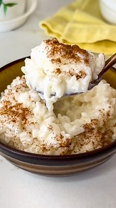 Leftover rice? 🍚 Make this easy dessert! Easy 5-ingredient rice pudding recipe - Ingredients: 1 cup leftover rice 1 cup milk 2 tablespoons sugar Pinch of salt Cinnamon Instructions: Add rice, milk, sugar and salt to a saucepan Cook and stir over medium heat about 15 minutes, until thick and creamy Serve warm sprinkled with cinnamon Enjoy! 💋 . . . #ricepudding #recipe #easyrecipes #leftovers #SweetTreats | Chew On This