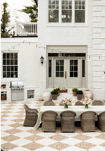 Courtyard Garden Transformation: New Plantings & Outdoor Experience