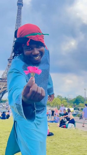 37K views · 3.1K reactions | A smile is the key that fits the lock of everybody’s heart.☺️ | Abubakar Ismail ابوبکر اسماعیل | Facebook