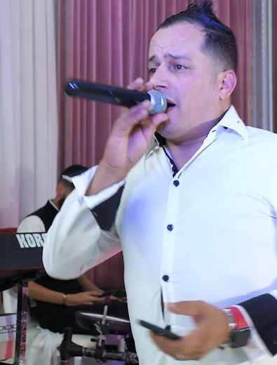 57K views · 2.1K reactions | cheb tayeb (CLIP OFFICIEL) Soirée live 2023 لاول مرة تشوفوه YA FATMA ( الشاب الطيب يا فاطمة راني مهول (كليب على المباشر للاستماع الاغنية الكاملة غدا على الساعة 17:00 كونو في الموعد https://www.youtube.com/watch?v=r0nRRYakBnM | Cheb Tayeb | Facebook