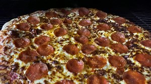 Pizza Monday’s 🍕 $5 off all large pizza’s every Monday! | Maxx Bar and Grill