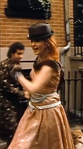 Where do those first notes transport you to? 💃