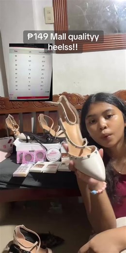 ₱149 Mall quality heels!! Sneak peek alert! A few moments from my LIVE. Tune in LIVE for the full experience.#tiktoklive #livehighlights