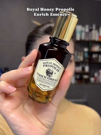 Glowing Skin with Skinfood Propolis Essence: A Review by itsophy