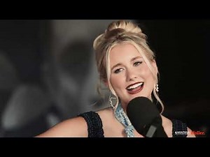 Elizabeth Nichols - 'I Got A New One' | Holler Nashville Sessions Presented by Montana Silversmiths