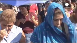 Mexican vigilantes refuse government orders to disarm