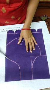 Most beautiful blouse Cutting #blouses #blousedesign #easytipsandtricks #sewingtechnique #reelsinstagram #latkan #blousebackdesign | Prabha Tailoring